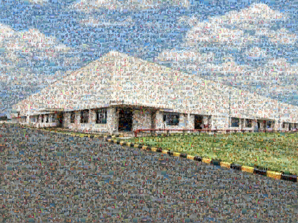 Fotomosaik von einer Firmenhalle
